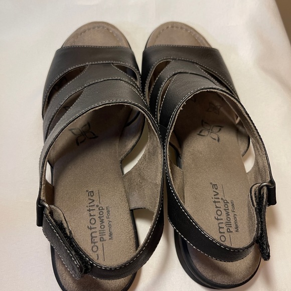 Comfortiva PARMA Leather Sandals Black size 10 Memory Foam Pillowtop Pre-owned - Picture 6 of 9